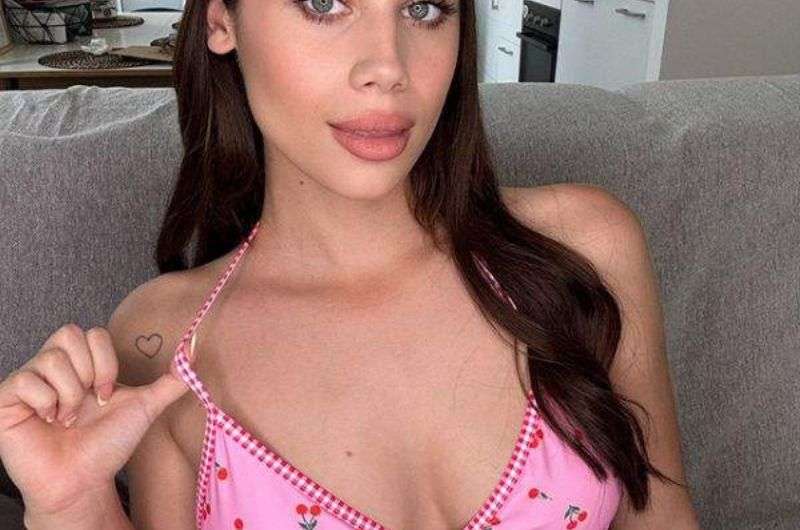 cecile petite onlyfans