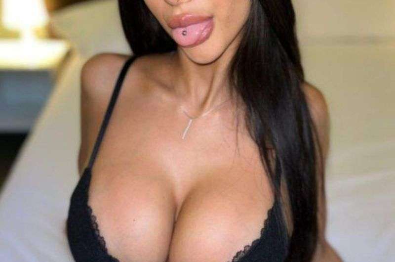 sara sfamurri onlyfans