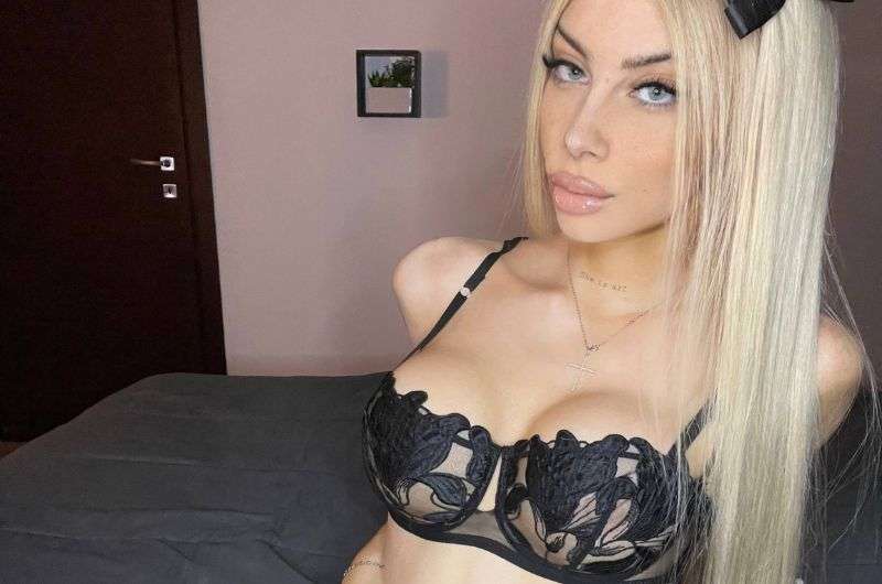 Copertina della recensione di Dior, sito riservato ai maggiorenni