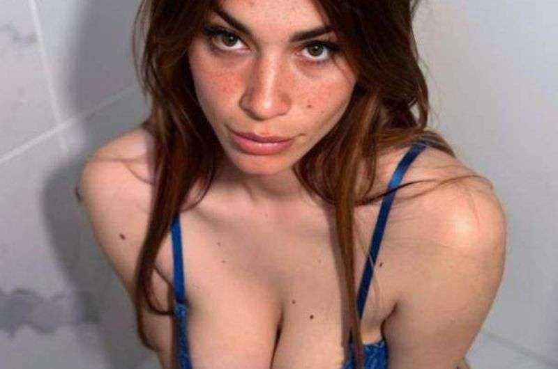 Copertina della recensione di Irene Ferrario, sito riservato ai maggiorenni