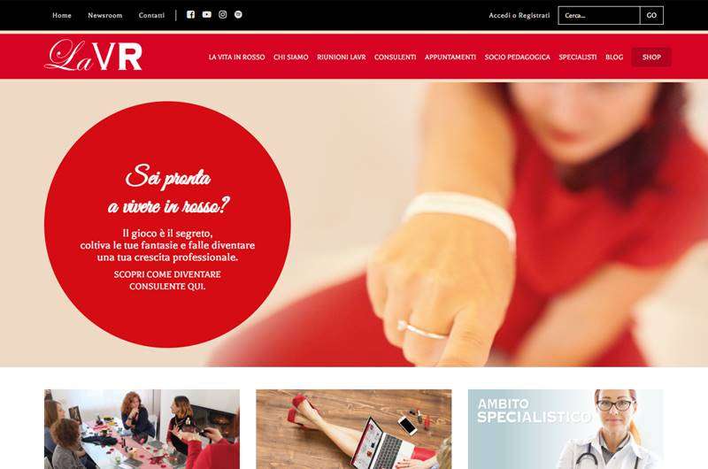 Copertina della recensione di La Vita In Rosso, sito riservato ai maggiorenni